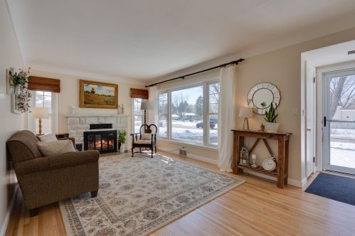 2174 Desoto St, Saint Paul MN  55117-1830 exterior