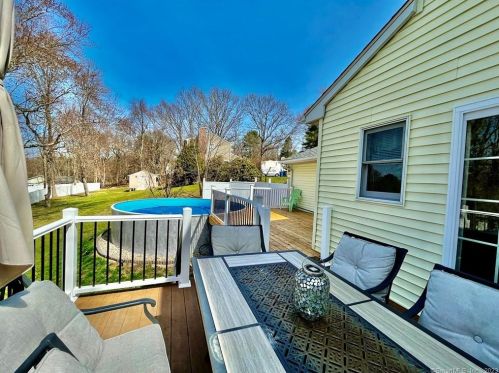 23 Birchwood Dr, Killingly CT  06241-2200 exterior