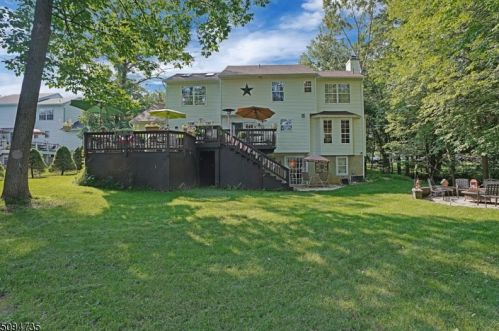107 Canal Way, Hackettstown NJ  07840-1265 exterior