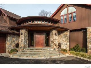 93 Graenest Ridge Rd, Wilton CT  06897-2929 exterior