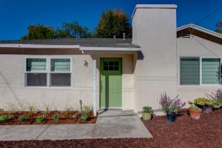 303 Drown Ave, Ojai, CA 93023-2830