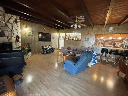 10741 Cecilia St, Downey, CA 90241-3172
