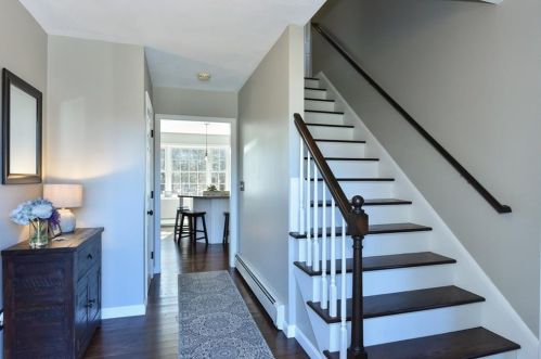 319 Mourning Dove Dr, South Kingstown, RI 02874-2212