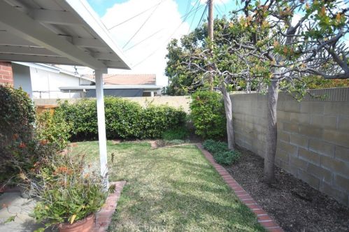 210 Agate St, Anaheim CA  92804-2504 exterior