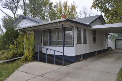 408 3rd Ave, Thunder Hawk, SD 57638-1602