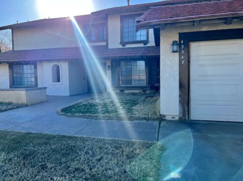 43347 Vista Circle Dr, Lancaster, CA 93536-6621