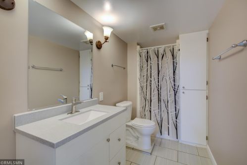 275 Burlington Rd, Saint Paul MN  55119-5376 exterior