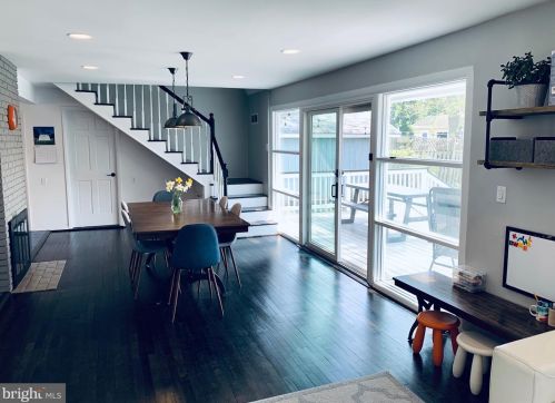 2233 Luzerne Ave, Silver Spring MD 20910-2135 exterior