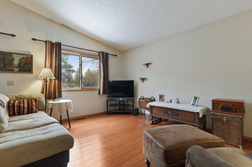 3367 Juliet Dr, Saint Paul MN  55125-3857 exterior