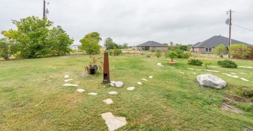 7552 Blanchard Way, Fort Worth TX  76126-6302 exterior