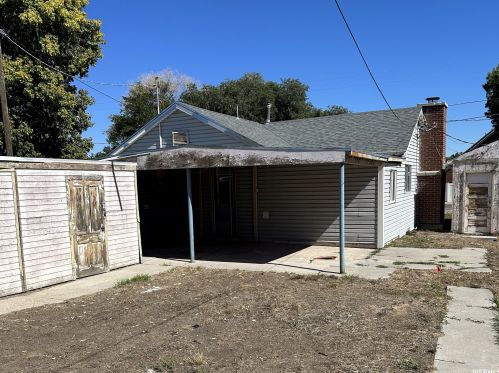 1521 3000, Vernal UT  84078-8258 exterior