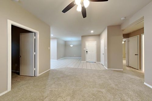 804 Lovebug Ln, Conroe TX  77301-2141 exterior