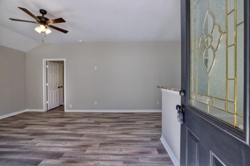 10351 Royal Damon Dr, Conroe TX  77303-2661 exterior