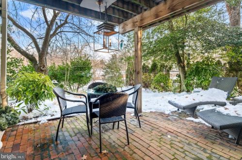 115 The Mews, Tavistock NJ exterior