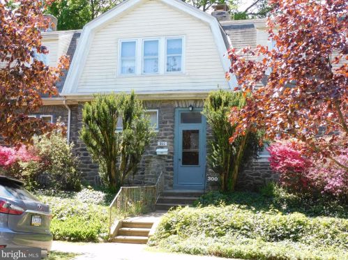 300 Borbeck Ave, Philadelphia, PA 19111-2207