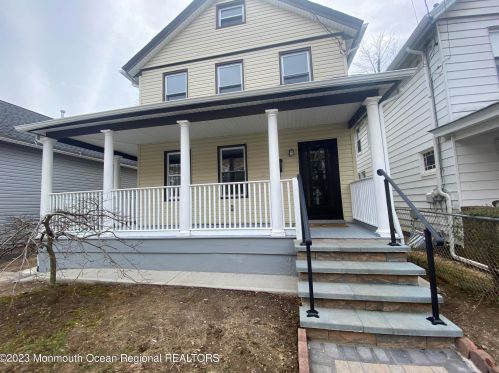 53 River St, Tinton Falls NJ  07701-1334 exterior