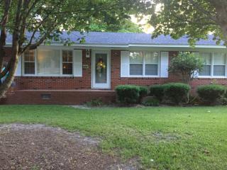 613 Holiday St, Adel, GA 31620-2072