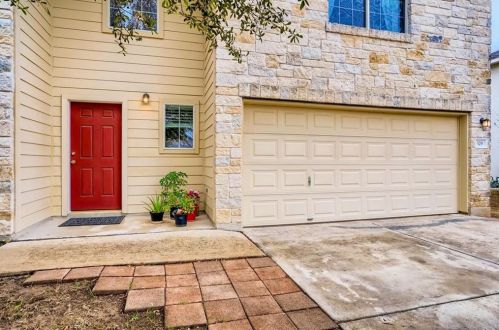329 Prairie Verbena Dr, Uhland, TX 78640-5709