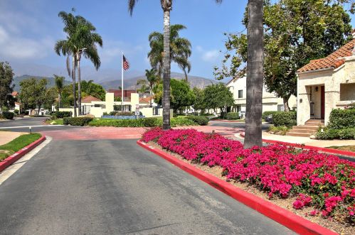 1260 Franciscan Ct, Carpinteria, CA 93013-1255