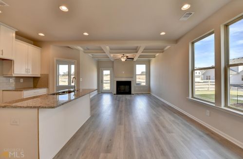 2972 Cottage Ln, Atlanta, GA 30337-2614