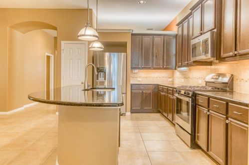 302 Round Lake Dr, Richmond TX 77469-1778 exterior