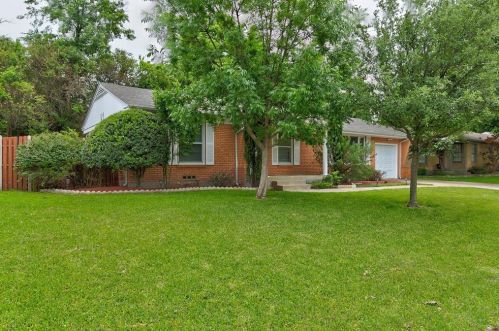 3509 Rogers Ave, Fort Worth, TX 76109-2928