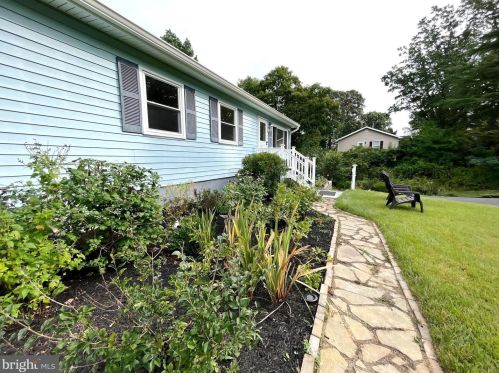 982 Shore Acres Rd, Arnold MD  21012-1728 exterior