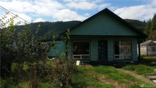1120 Godfrey St, Raymond, WA 98577-1209