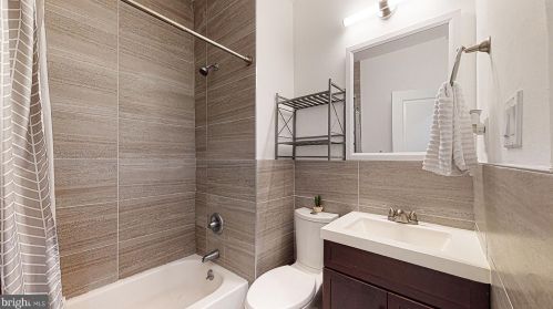 46 44 St, Philadelphia PA 19104-2939 exterior