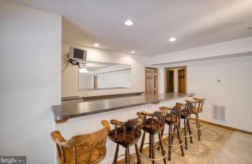 345 Journey Ln, Berkeley Springs WV exterior