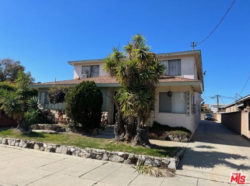 11529 York Ave, Hawthorne, CA 90250-2651