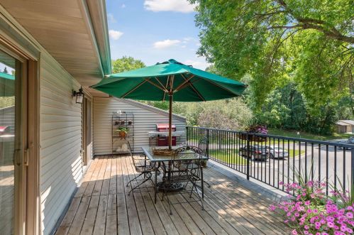4393 Arden View Ct, Saint Paul MN  55112-1946 exterior