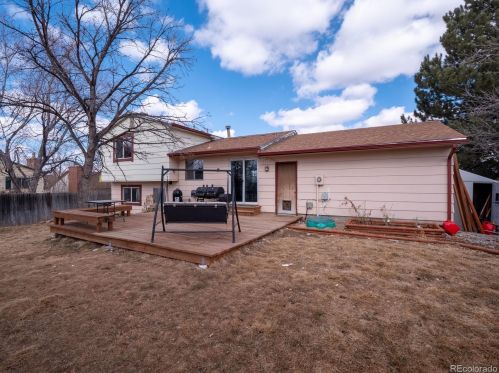 16316 Alabama Dr, Aurora CO 80017-4158 exterior