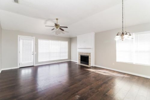 2604 Country Creek Ln, Fort Worth TX  76123-1270 exterior