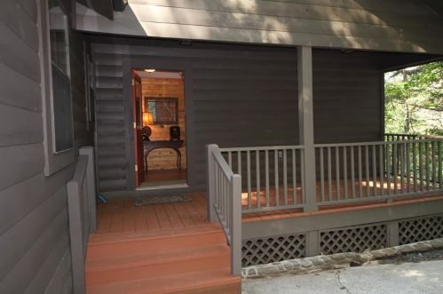 174 Sassafras Mountain Trl, Big Canoe, GA 30143-3432