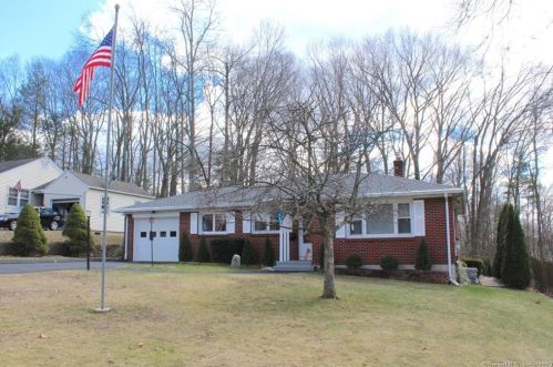 144 Frederick St, Torrington, CT 06790-5751
