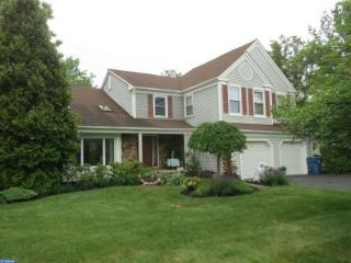 32 Bradford Ln, Plainsboro, NJ 08536-2326