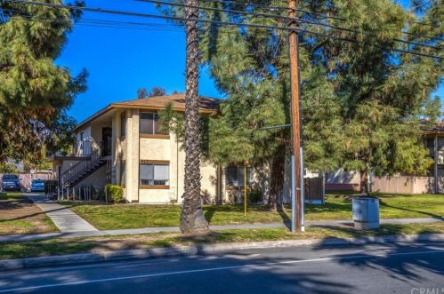 417 Brockton Ave, Redlands, CA 92374-4419