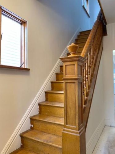 111 Lafayette St, Vandergrift, PA 15690-1123