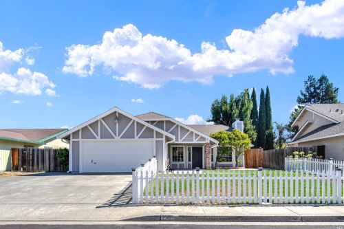 309 Nancy Ln, Vacaville, CA 95687-6666