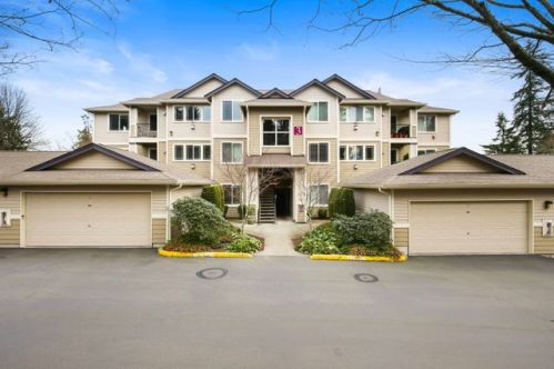 107 164th St, Bothell WA  98012-4925 exterior