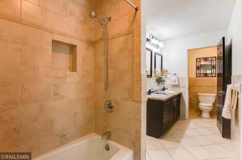 541 Dorland Rd, Saint Paul MN  55119-6781 exterior