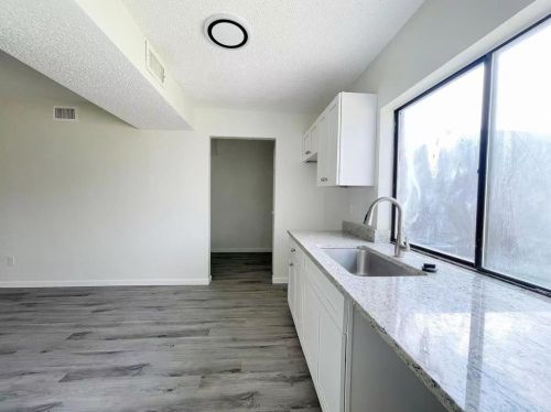 2219 Crockett Dr, Carrollton TX 75006-7753 exterior