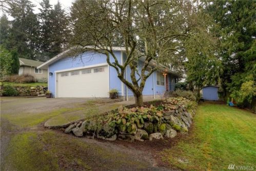 17611 Ashworth Ave, Seattle, WA 98133-5014