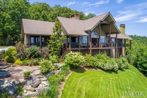 200 Woodcrest Trl, Sapphire, NC 28774-6703