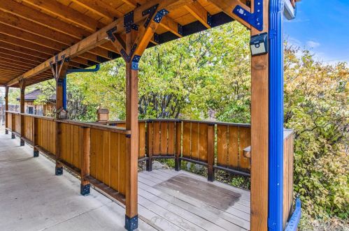 3024 Tanforan Dr, Englewood CO 80110-6224 exterior