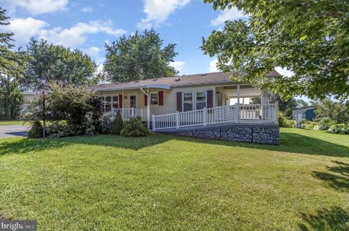 80 Daisy Ln, York, PA 17315-3071