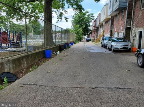 5647 10th St, Philadelphia PA 19141-3601 exterior