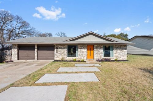 6904 Burnell Dr, Austin, TX 78723-1602