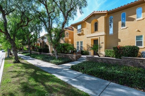 24 Apple Vly, Irvine, CA 92602-1014